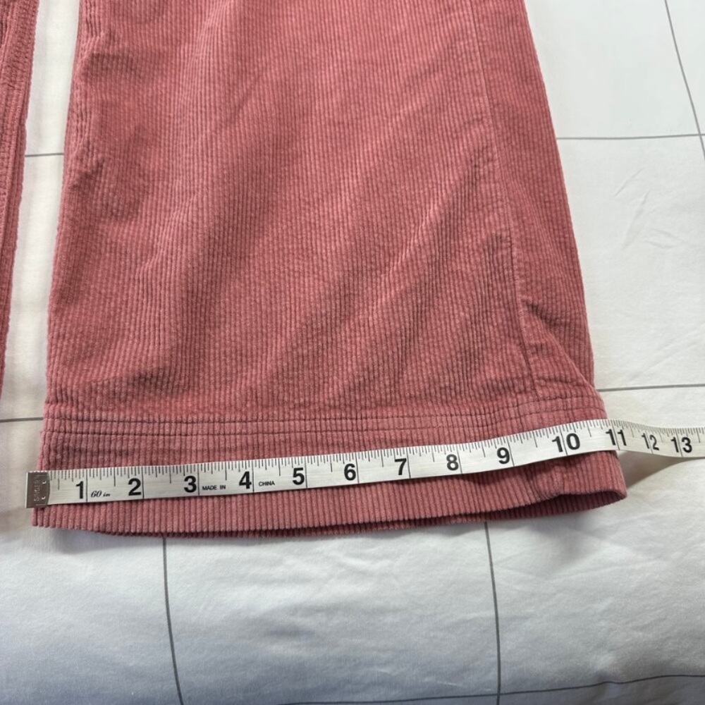 AMERICAN EAGLE  Pink Corduroy Cargo Jeans Sz 8 - Picture 15 of 15